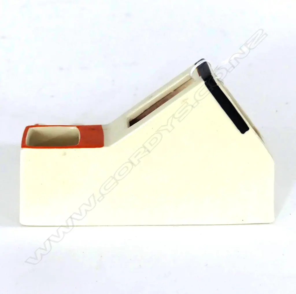 DOULTON "TANGO" MATCH HOLDER/ASHTRAY, W.115mm Image 1++