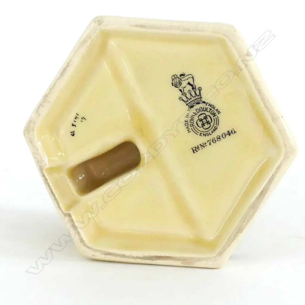DOULTON ART DECO MATCH HOLDER/ASHTRAY (PROFESSIONAL RESTORATION TO TOP) H.70 x W.100mm Image 1++