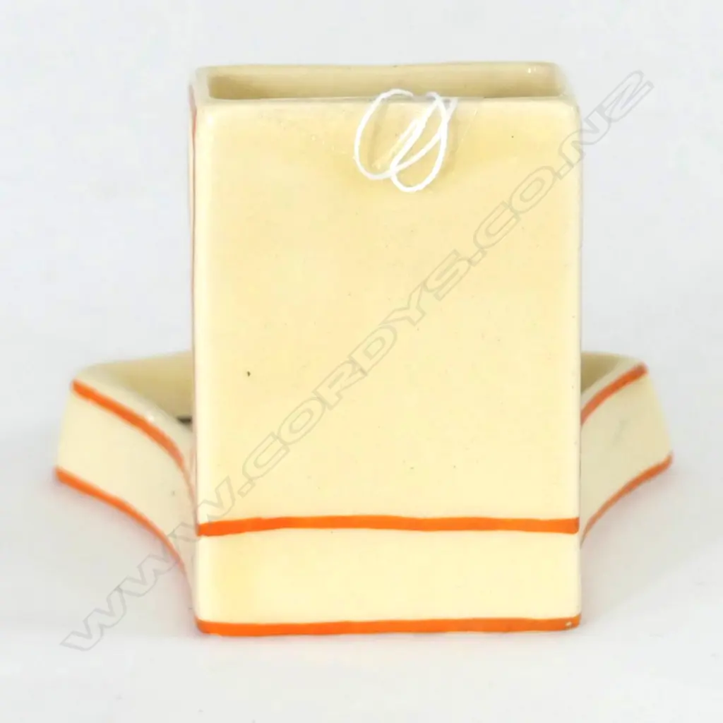 DOULTON ART DECO CARD SUITS MATCH HOLDER/ASHTRAY, 65 x 90mm Image 1++