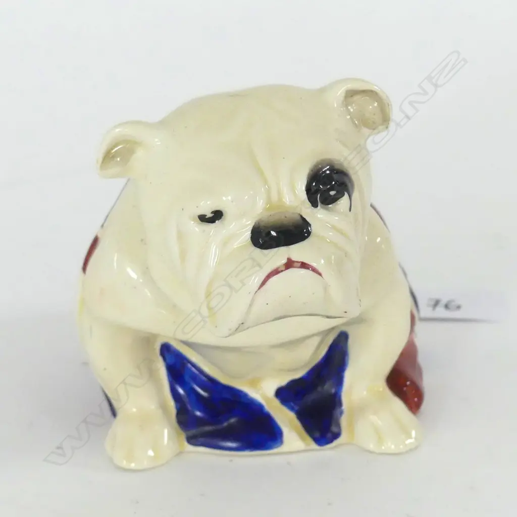 DOULTON ENGLISH BULLDOG IN UNION JACK .Rd. No. 645658 MED H.95mm Image 1++
