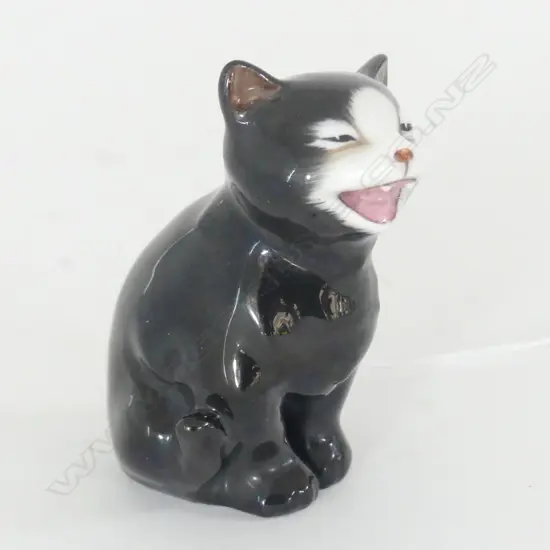 DOULTON "LUCKY" BLACK CAT. H.60mm