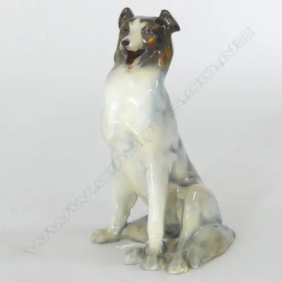 EARLY DOULTON SEATED COLLIE DOG HN112, H.185mm