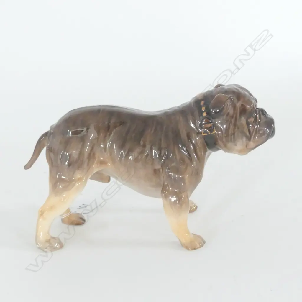 DOULTON BRINDLE STANDING BULLDOG, H.120mm Image 1++