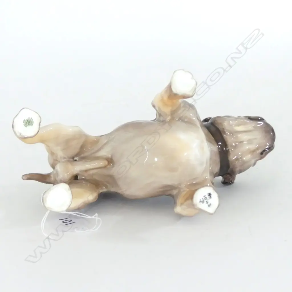 DOULTON BRINDLE STANDING BULLDOG, H.120mm Image 1++