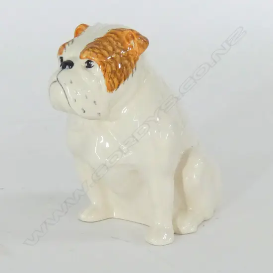 DOULTON SEATED BULLDOG, WHITE & BROWN, H.135mm