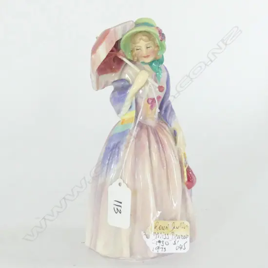 DOULTON FIGURE "MISS DEMURE" HN1402 c1930 - 73 H.185mm