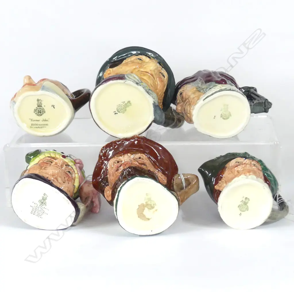6 DOULTON CHARACTER JUGS  Image 1++