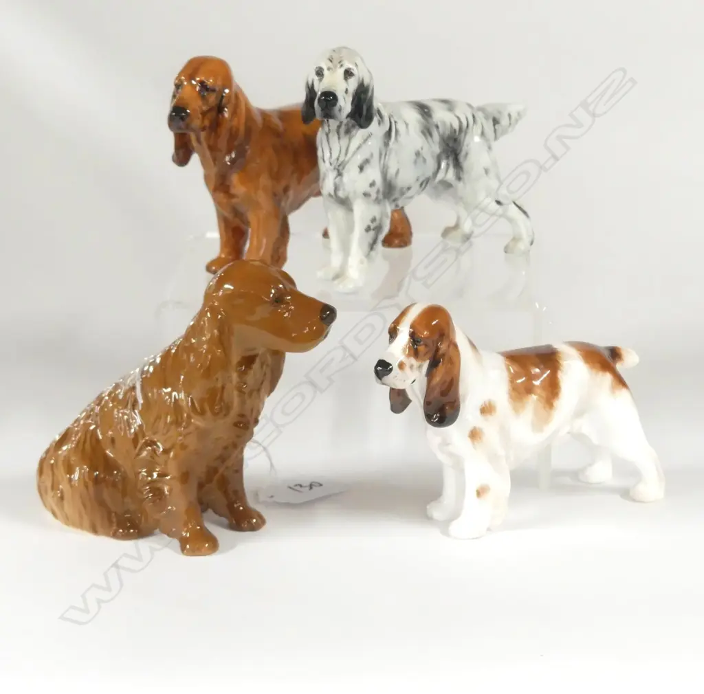 DOULTON SEATED SPRINGER SPANIEL & 3 OTHER SPRINGER SPANIELS H.100mm Image 1++