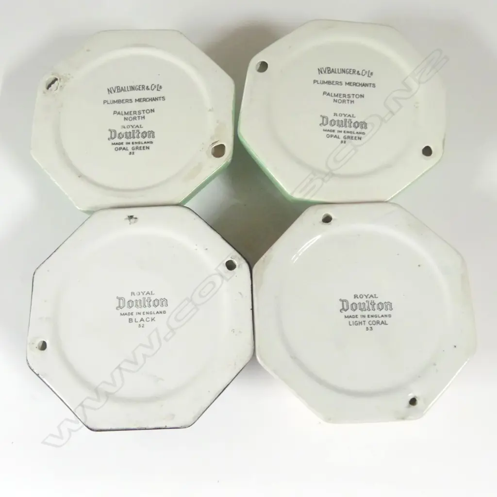 4 DOULTON ASHTRAYS FOR BALLINGER AND OTHERS Image 1++