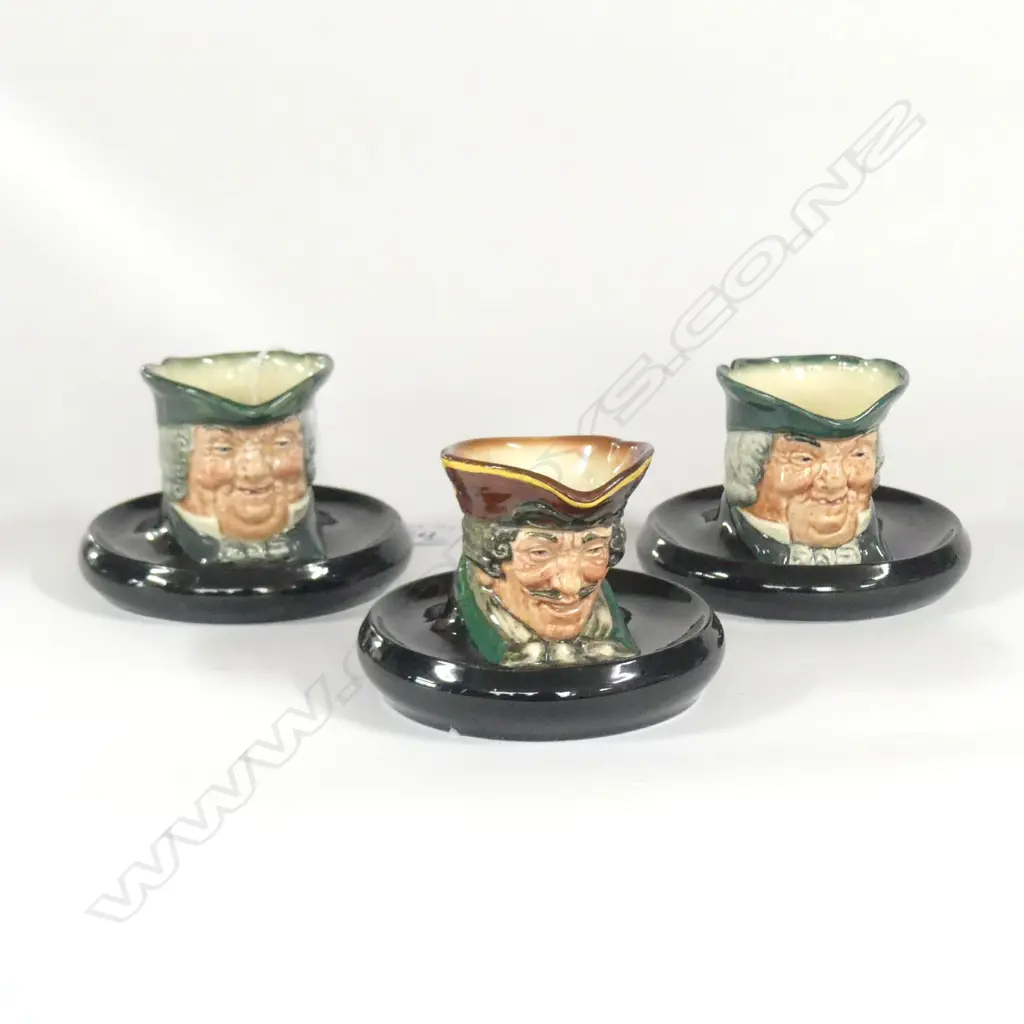3 DOULTON CHARACTER ASHTRAYS -  PARSON BROWN (2),  DICK TURPIN Image 1++