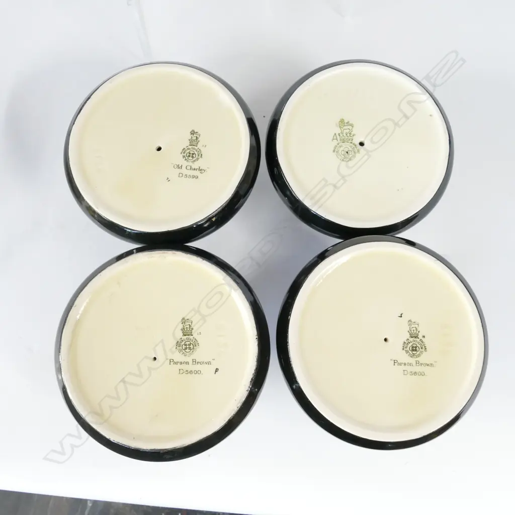 4 DOULTON ASHPOTS: PARSON BROWN, OLD CHARLEY AND 2 OTHERS Image 1++