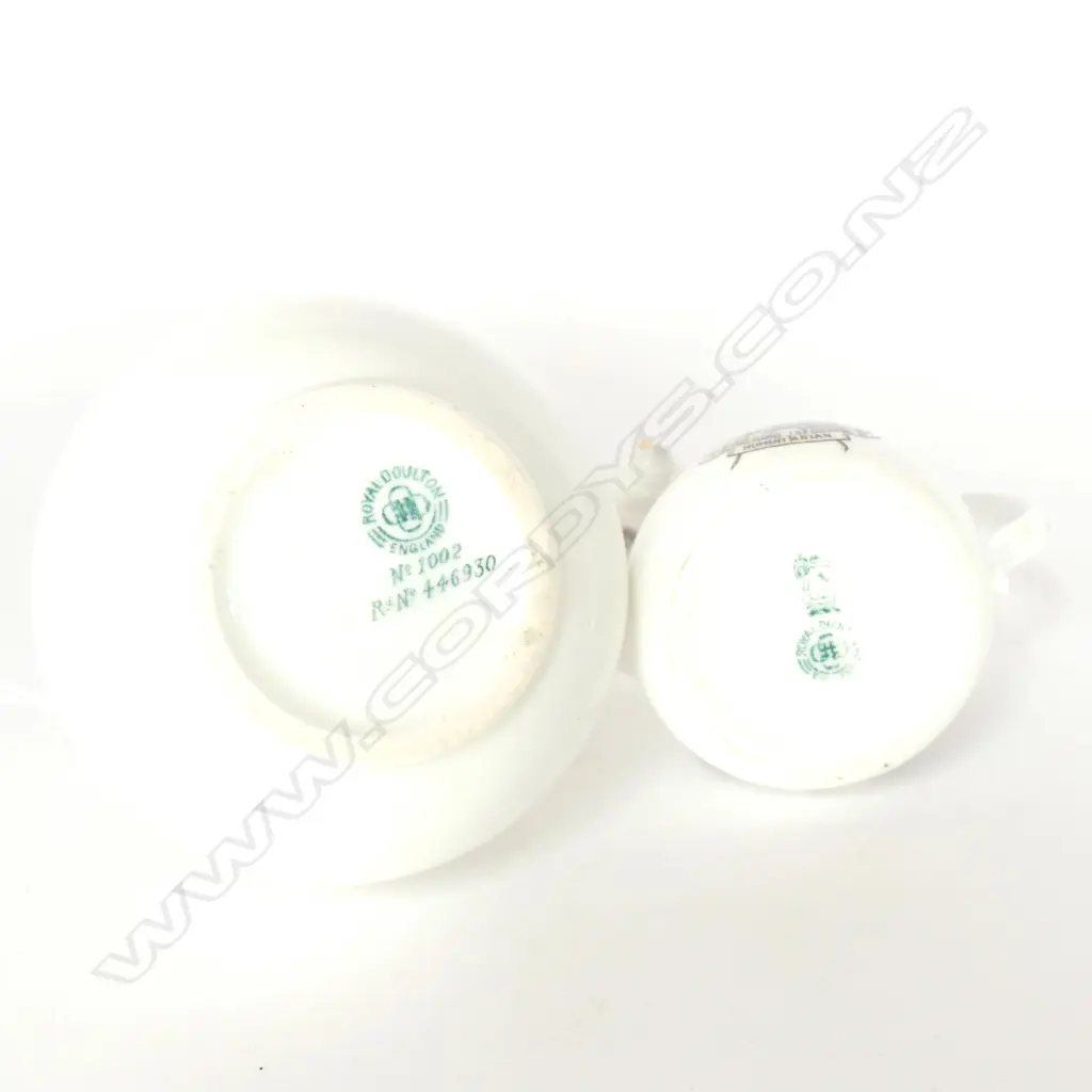 2 SMALL DOULTON R.J. SEDDON REQUIEM ITEMS (1 WITH CHIP) Image 1++