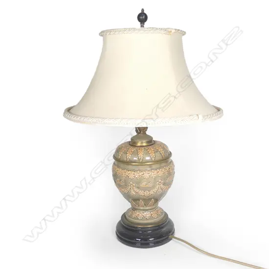 DOULTON LAMBETH STONEWARE TABLE LAMP H.340mm (including lamp holder)