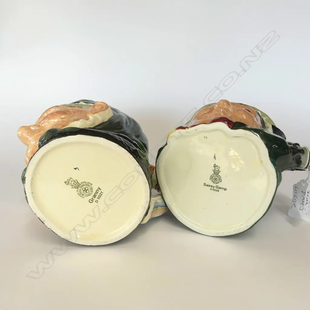 2 LARGE DOULTON CHARACTER JUGS; SAIRY GAMP & GRANNY Image 1++