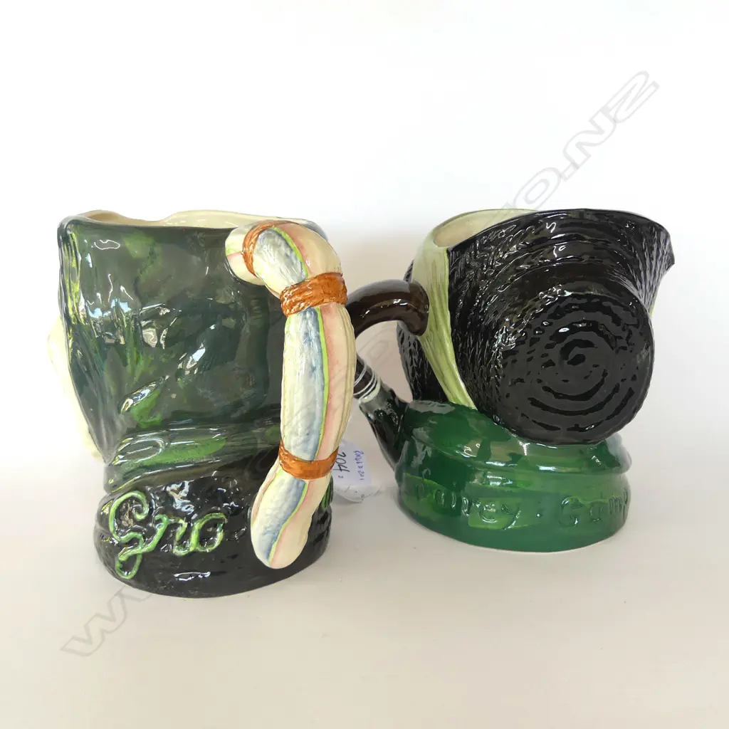 2 LARGE DOULTON CHARACTER JUGS; SAIRY GAMP & GRANNY Image 1++