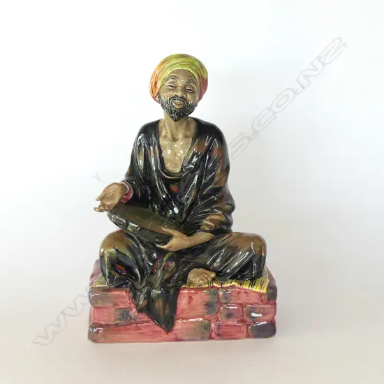DOULTON FIGURE MENDICANT HN1365 c1929 -69 H.210mm