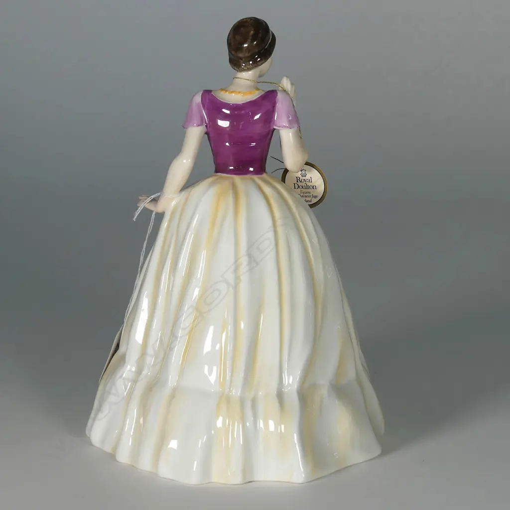 DOULTON FIGURE: MIRANDA HN3037 c1987-1990 Image 1++