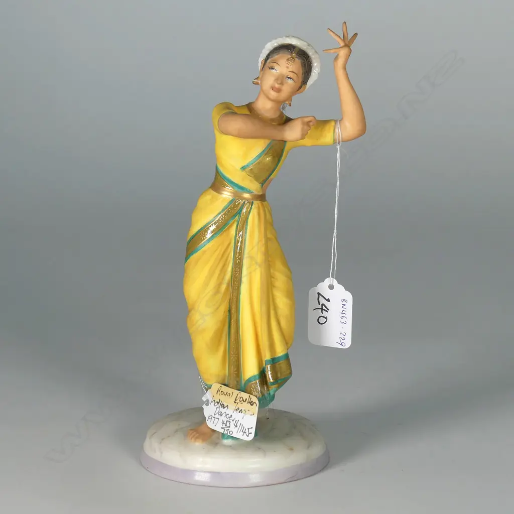 DOULTON FIGURE: INDIAN TEMPLE DANCER HN2830 c1977 EDT.483/750 Image 1++