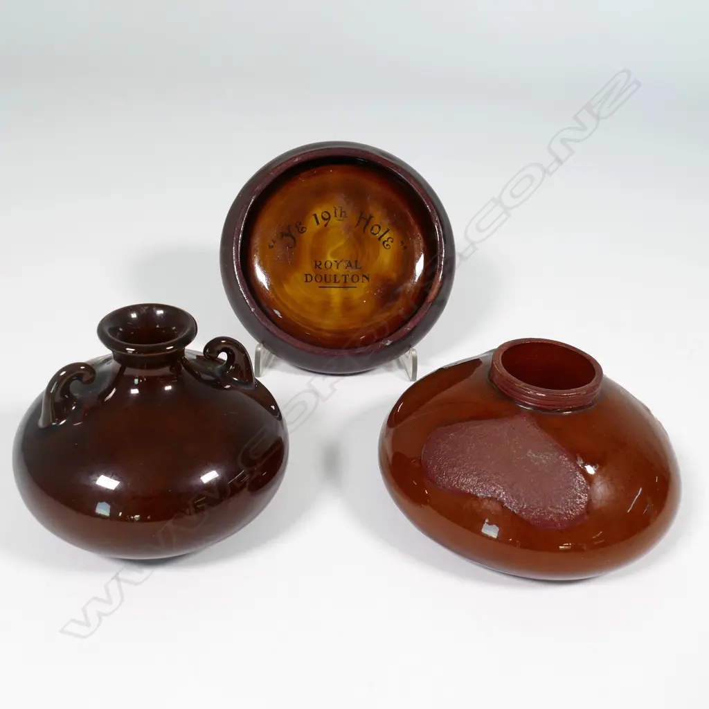 DOULTON KINGSWARE WAX VESTA HOLDER (AF)  SQUAT CIRCULAR VASE & GOLFERS "YE 19TH HOLE" SMALL TRAY D.115mm. Image 1++