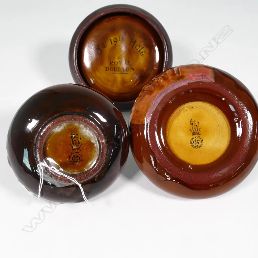 DOULTON KINGSWARE WAX VESTA HOLDER (AF)  SQUAT CIRCULAR VASE & GOLFERS "YE 19TH HOLE" SMALL TRAY D.115mm. Image 1++