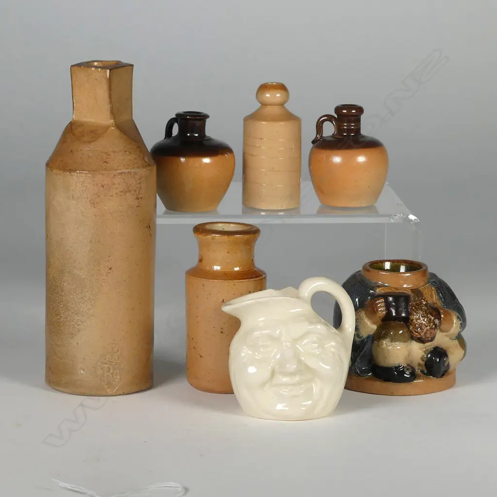 7 SMALL DOULTON LAMBETH PIECES, INK BOTTLE, INKWELL (NO TOP), MINI VASES Image 1++