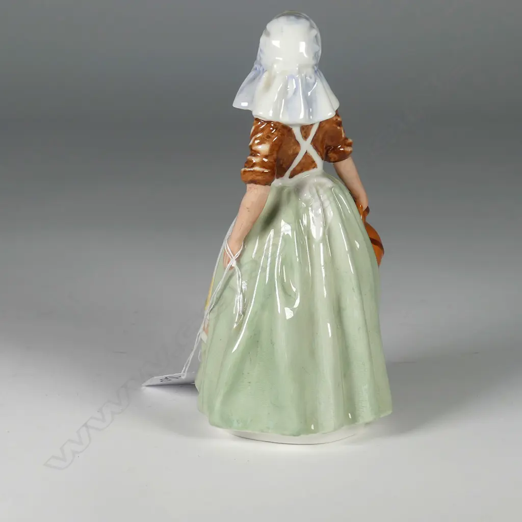DOULTON FIGURE;  THE MILKMAID HN2057 c1975-1982 Image 1++