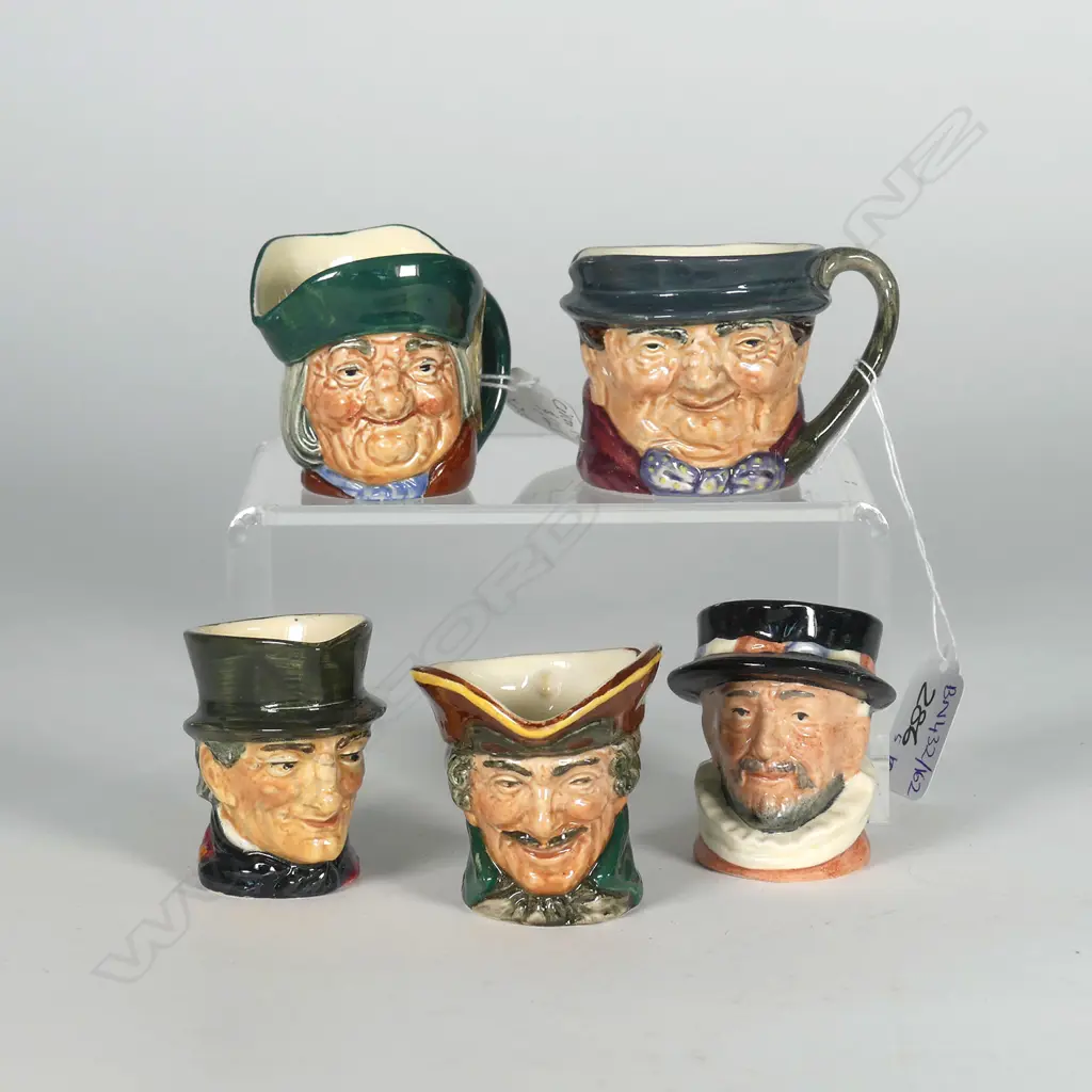 5 MINI DOULTON CHARACTER JUGS: TONY WELLER, DICK TURPIN, BEEFEATER, TOBY PHILPOTTS, JOHN PEEL Image 1++