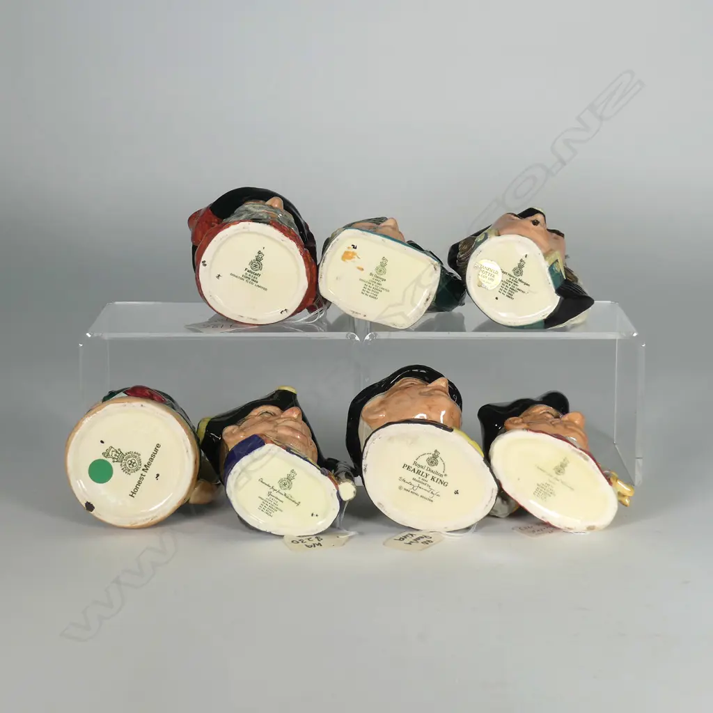 6 DOULTON SMALL CHARACTER JUGS & 'HONEST MEASURE' TOBY JUG Image 1++