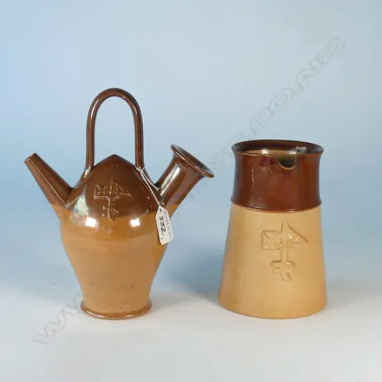 DOULTON STONEWARE 'OLDE BARUN KETTLE" & PITCHER WITH MATCHING CYPHER H.310mm