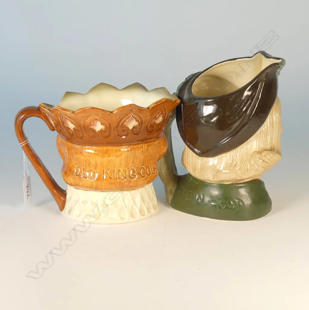 2 DOULTON LARGE CHARACTER JUGS - OLD KING COLE & ROBIN HOOD Image 1++