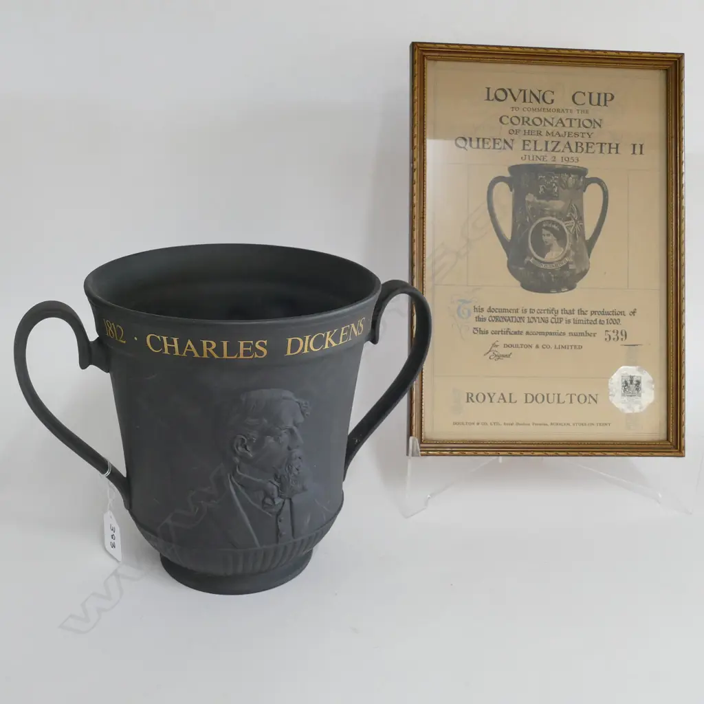 DOULTON CHARLES DICKENS CENTENARY BLACK URN LOVING CUP EDITION OF 305/500 H. 210mm Image 1++