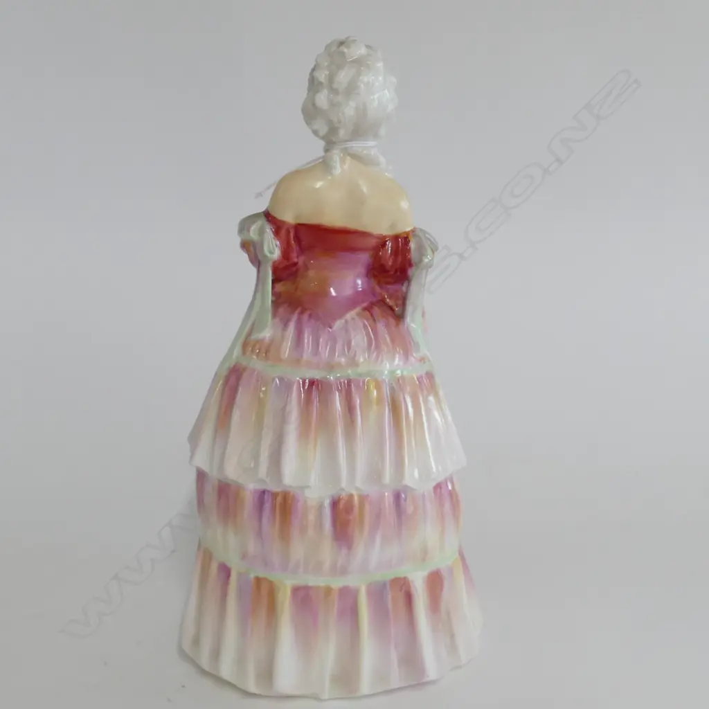 ROYAL DOULTON FIGURINE VERONICA 210MM H Image 1++