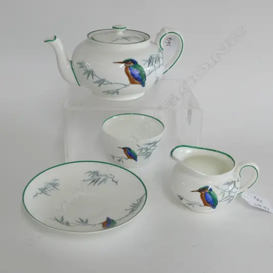 ROYAL DOULTON KINGFISHER TEAPOT, MILK, SUGAR AND SAUCER