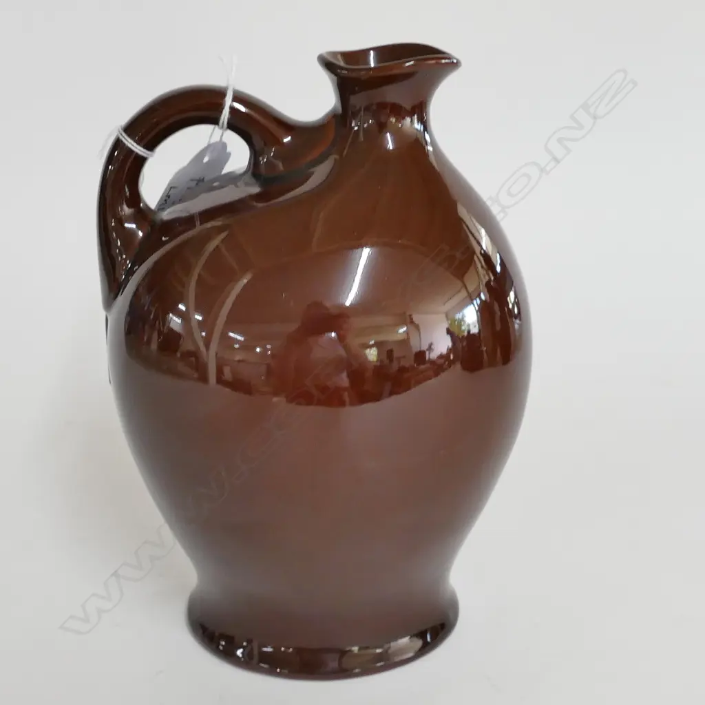 ROYAL DOULTON KINGSWARE FLASK MICAWBER 190MM H Image 1++