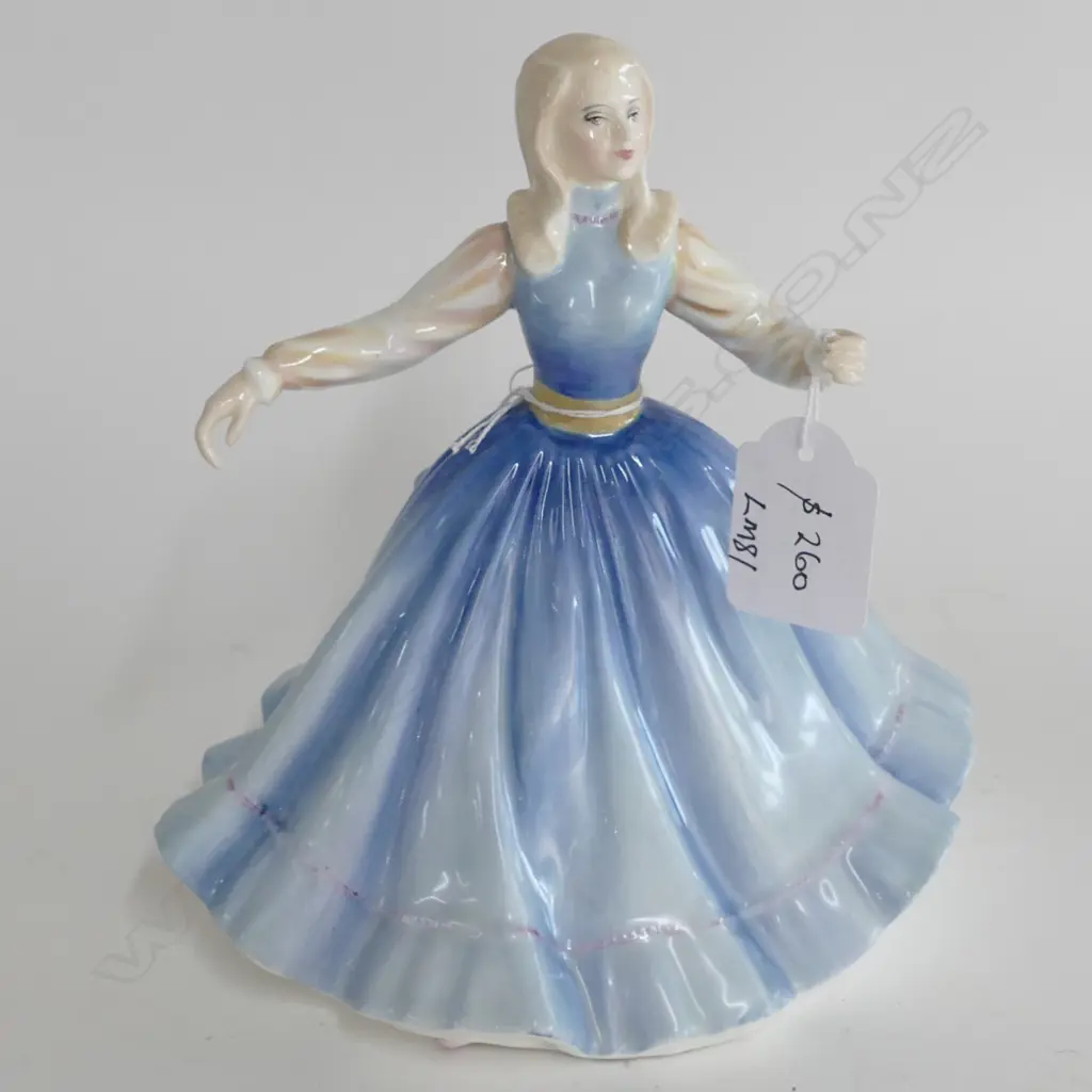 ROYAL DOULTON FIGURINE JENNIFER (AF) H.185mm Image 1++