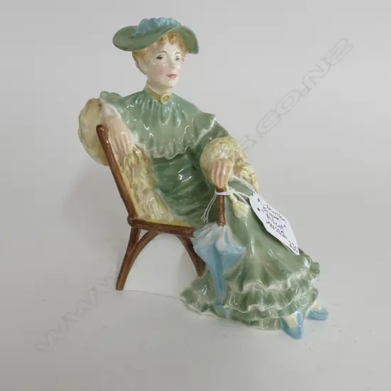 ROYAL DOULTON FIGURINE ASCOT