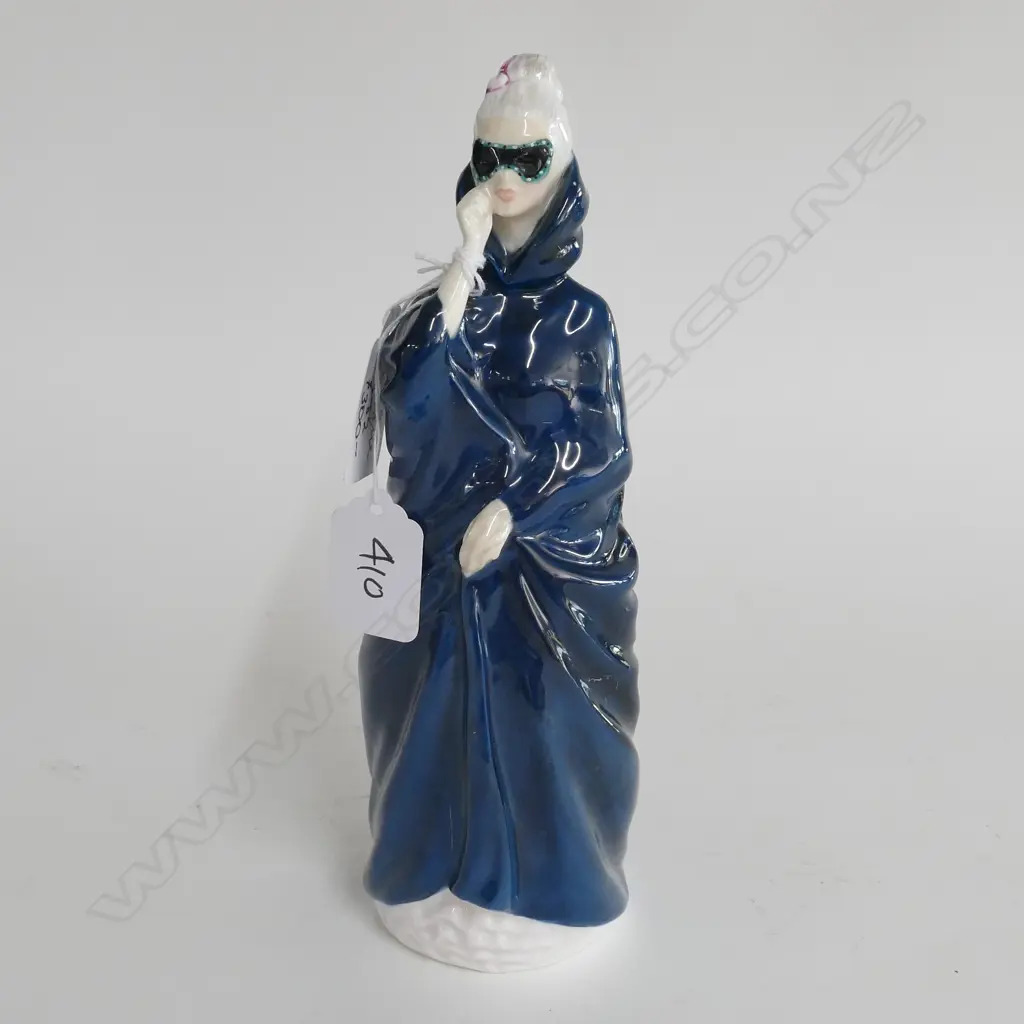ROYAL DOULTON FIGURINE MASQUE 230MM H Image 1++