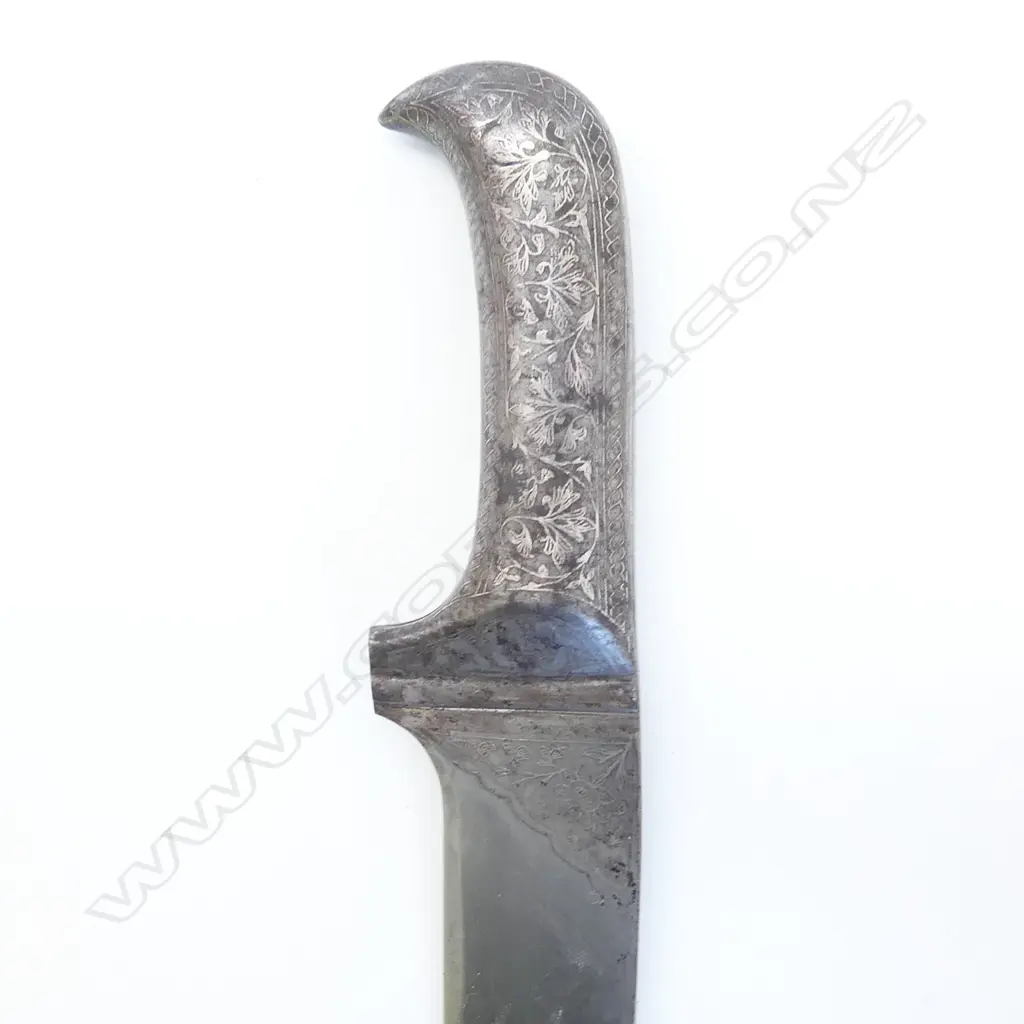 An unusual 19thC Indian kard dagger with curved bifurcated blade, Image 1++