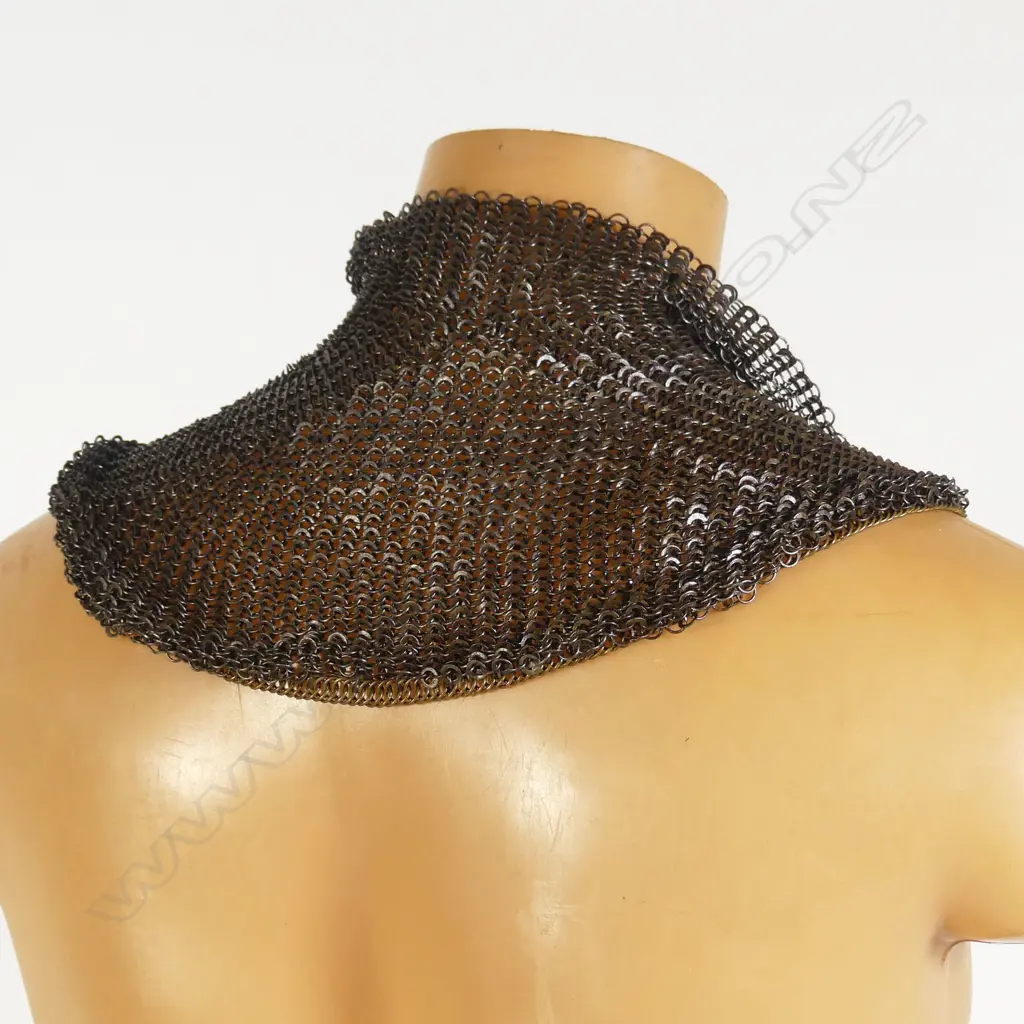 A good 17th/18thC Ottoman-Turk or Persian chain mail defense, for the collar and nape Image 1++