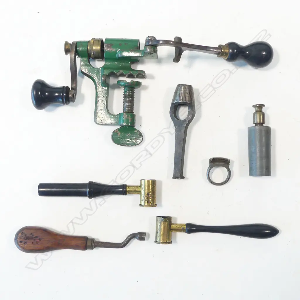 A 20 bore double barrel shotgun by R.B Rodda & Co., in green canvas case. Image 1++