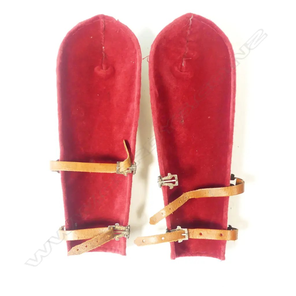 Pair of 18th/19thC Indian dastana / bazu-band armguards, of typical form, with applied gilt borders of palmettes and dense scrolling floral decoration organized in two registers. Image 1++