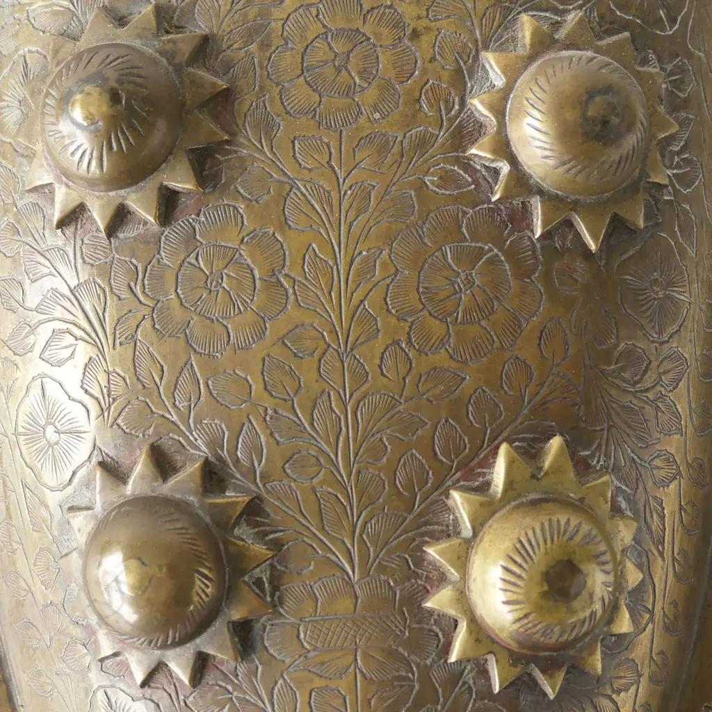 A 19thC Indian brass fist shield, Image 1++