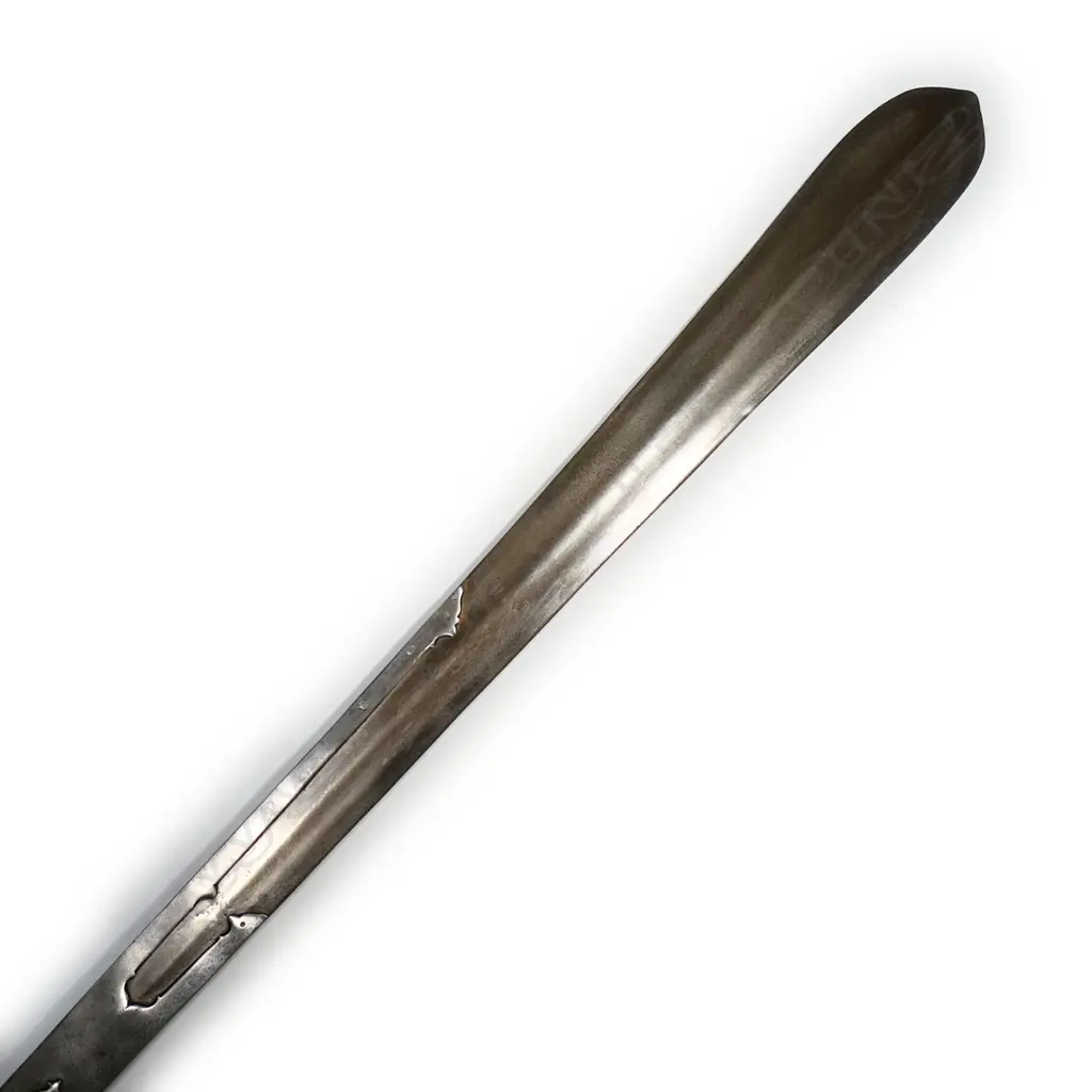 An Indian khanda sword, late 18th/ early 19thC, with fabric covered scabbard, Image 1++