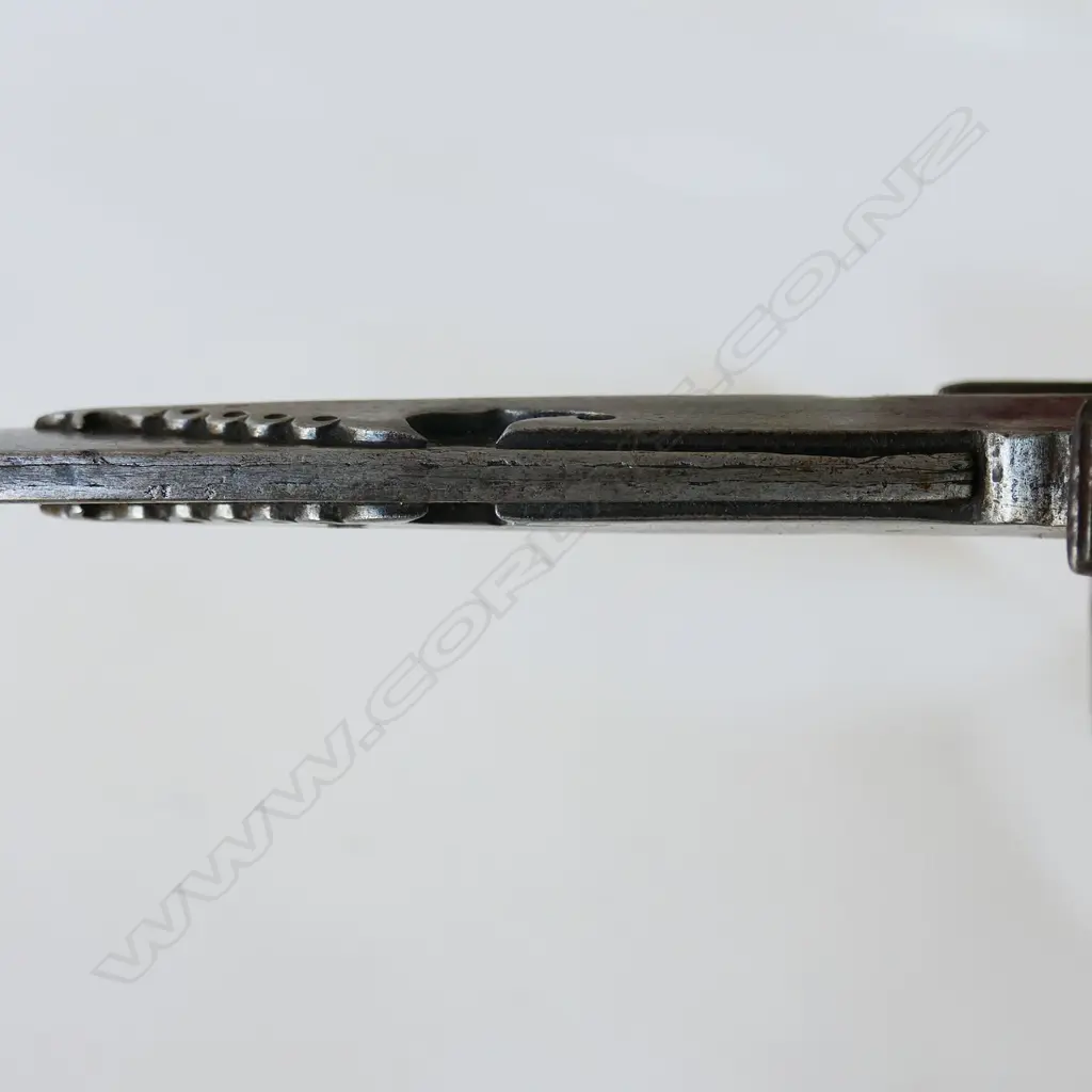 An Indian khanda sword, late 18th/ early 19thC, with fabric covered scabbard, Image 1++