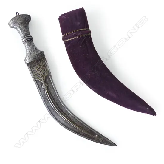 An Indo-Persian jambaiya dagger with gold inlaid blade, 18thC,