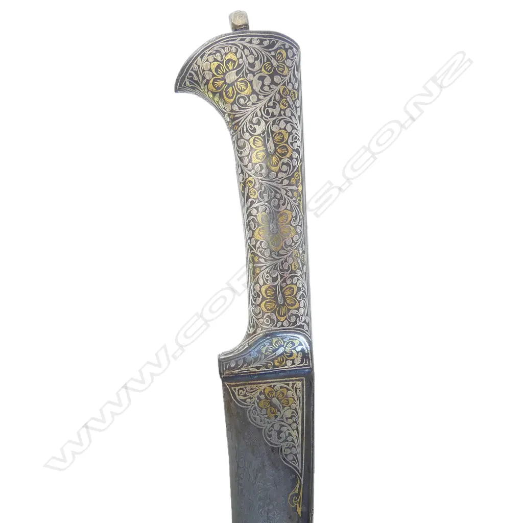 A 19thC Indian pesh kabz dagger with bird head shaped hilt, Image 1++