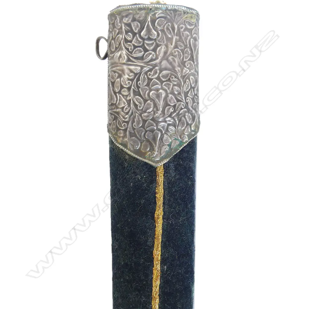 An Indo-Persian kard dagger, the single edged blade with T-back and gilt highlights, Image 1++