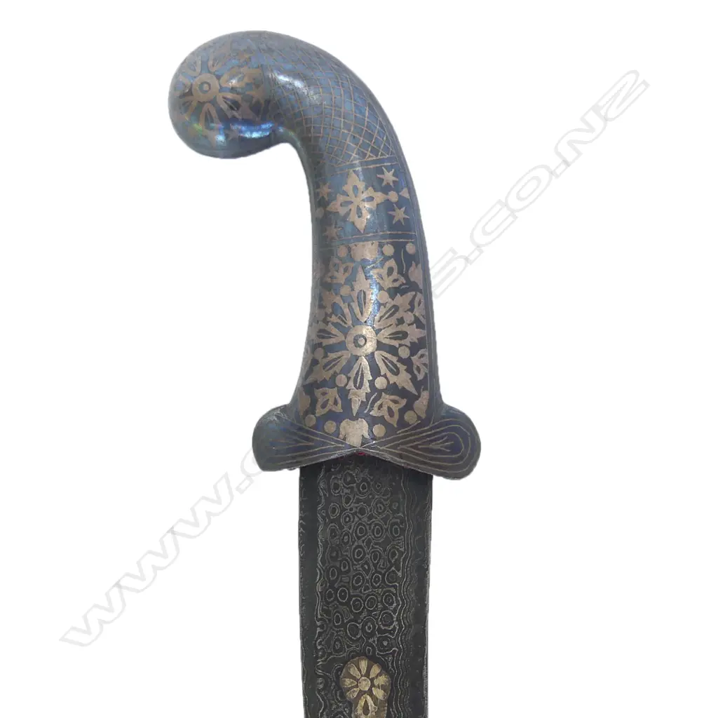 A Persian style dagger and scabbard, Image 1++