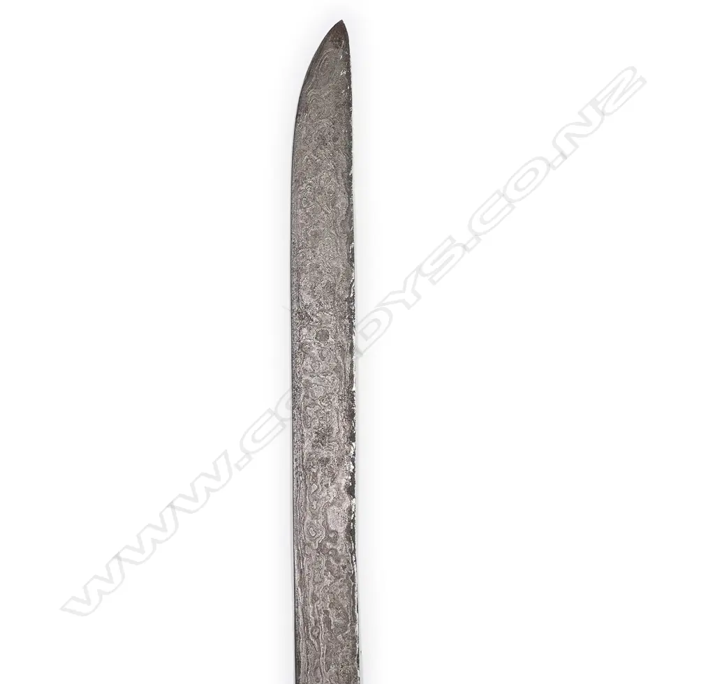 A Javanese heavy short sword, with bird’s head hilt, watered straight blade, Image 1++