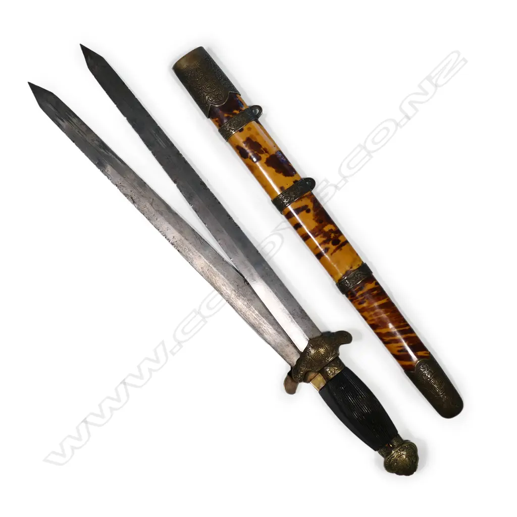 A unusual pair of Chinese, Qing dynasty paired swords (Shuang jian), in tortoiseshell sheathed scabbard, Image 1++